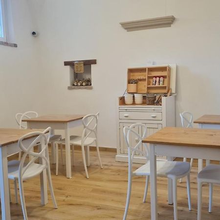 Federico II - Rooms And Breakfast Borgio Verezzi Kültér fotó