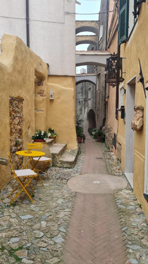 Federico II - Rooms And Breakfast Borgio Verezzi Kültér fotó