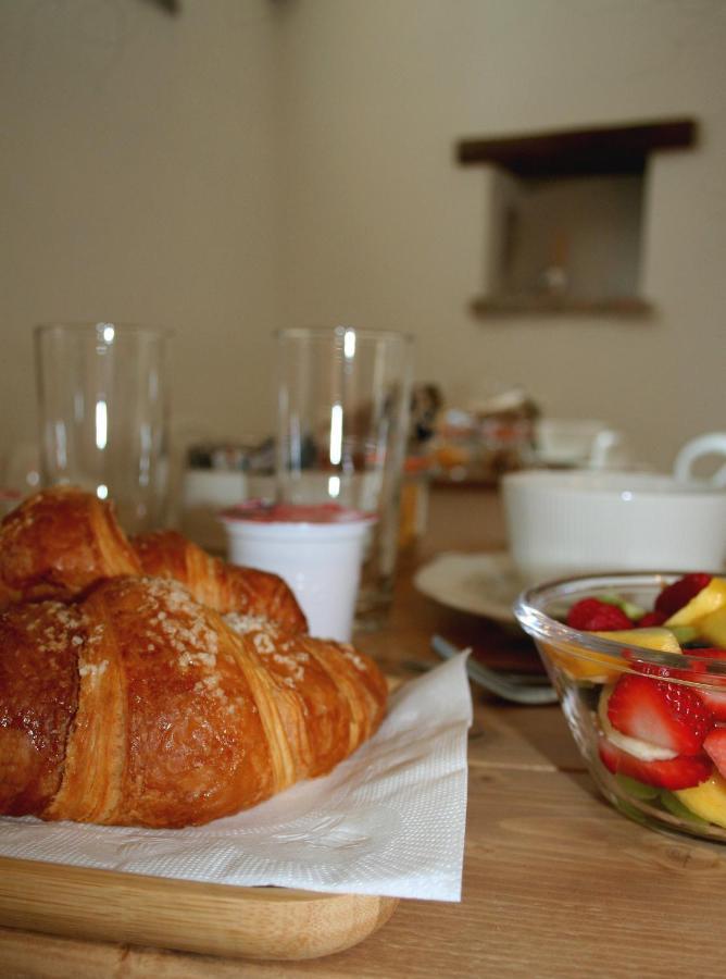 Federico II - Rooms And Breakfast Borgio Verezzi Kültér fotó